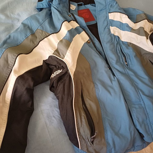 Iguana Performance Aqua-Trail Ski Snowboard Jacket size M like new