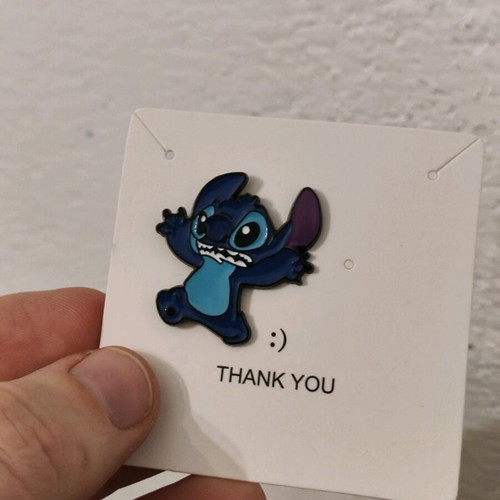 Stitch pin like new