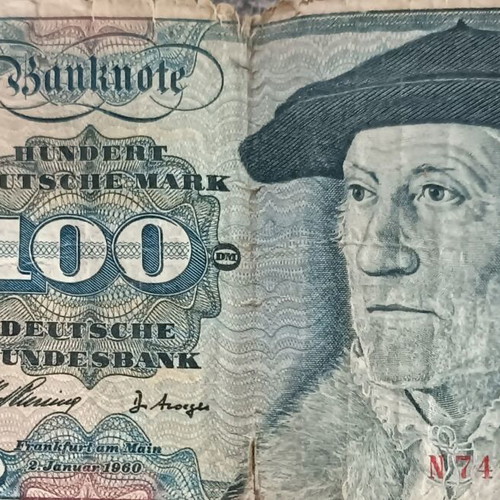 Deutche Mark 100 and 10 used banknotes
