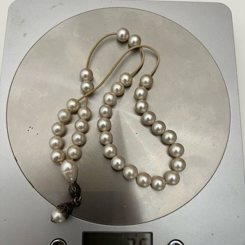 Worry beads made of artificial pearls like new