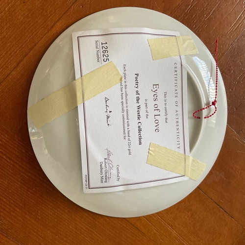 Danbury Mint collectible plates, 4 pieces in excellent condition