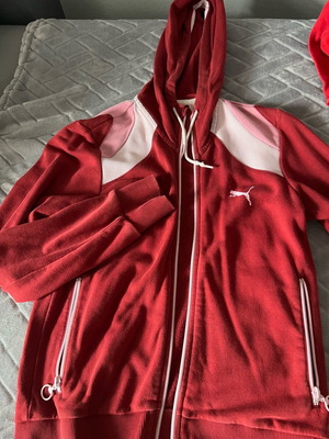 Puma women's jacket with hood and pockets