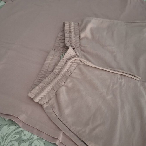 Pink sportswear set, shirt M, shorts S