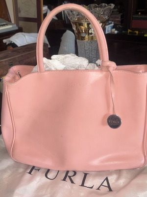 Furla pink handbag used, missing shoulder strap