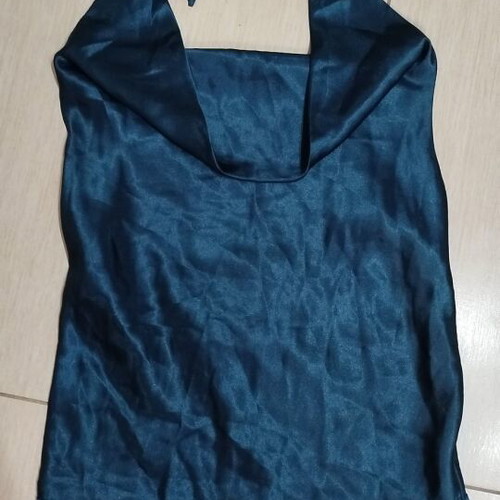 Satin blouse with neck tie like new, blue