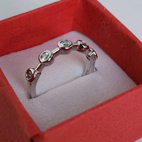 White gold rings used, set of 3, 14 carat with sapphire and brilliant