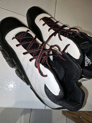 Adidas trainers used, size 48, athletic shoes