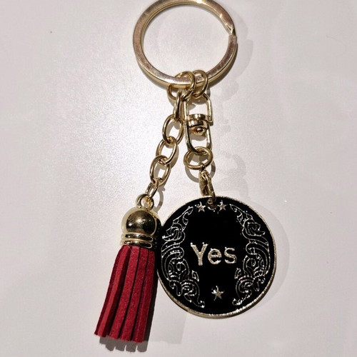 Keychain for Indecisive with Yes/No Coin and Red Tassel new