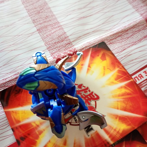 Bakugan Knight Percival figure