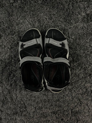 Ecco Yucatan women's sandals like new, size 39, black