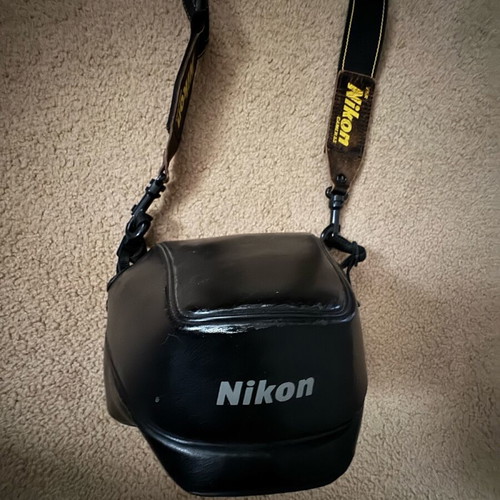 Nikon N4004S 35mm film camera with Sigma Zoom Master 35-70mm lens used