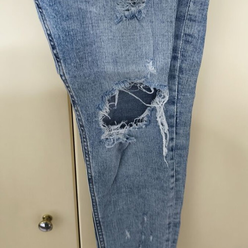 Bershka Skinny Jeans Men’s Blue Used With Rips Size L