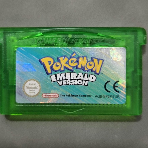Pokemon Emerald Game Boy Advance cartridge used, authentic with dry battery