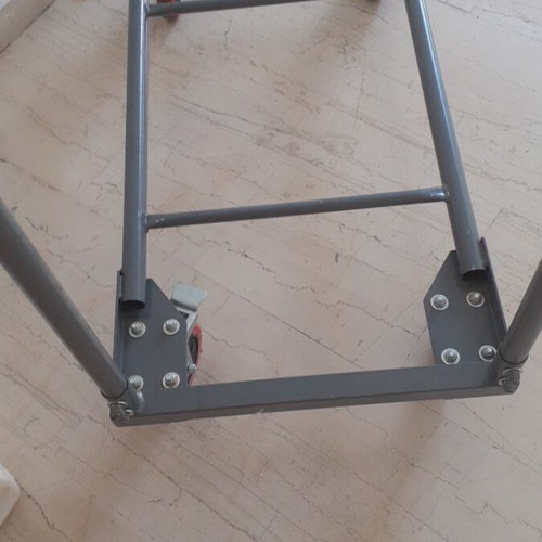 ZOWN Metal Transport Trolley like new with 4 wheels and brake