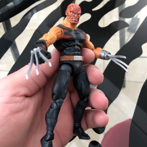Wolverine Variant Weapon X Age Of Apocalypse Marvel Legends figure used