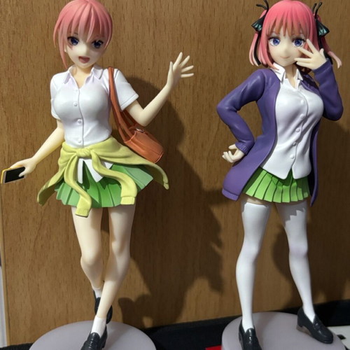 Anime figures The Quintessential Quintuplets Ichika and Nino like new
