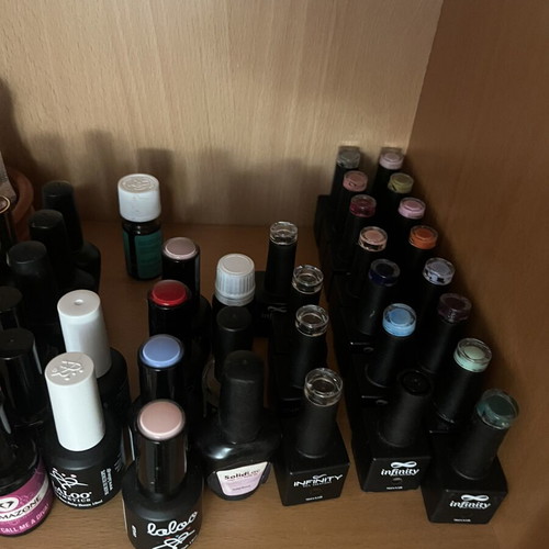 Semipermanent nail products used with Ritzy Nails base and top