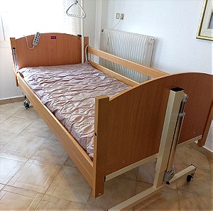Νοσοκομειακό αναπηρικό ηλεκτρικό σπαστό κρεβάτι με στρώμα και αερόστρωμα,Άριστη κατάσταση