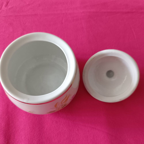 Limoges bonbonnière from French porcelain like new
