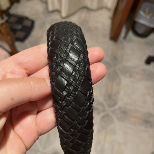 Headband black like new