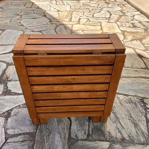 Folding wooden outdoor table like new, 134×63 cm