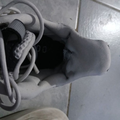Adidas Alphaboost v1 athletic shoes used, size 45 1/3