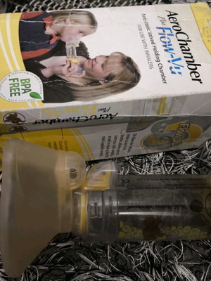 Aerochamber plus Flow-Vu детска инхалационна маска употребявана, миеща се
