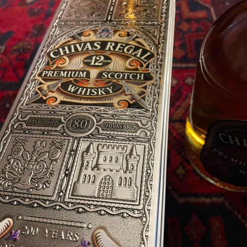 Chivas Regal 12 years sealed in collectible tin box new