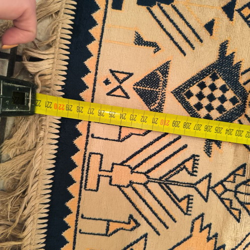 Rug with low pile like new 220x160 cm