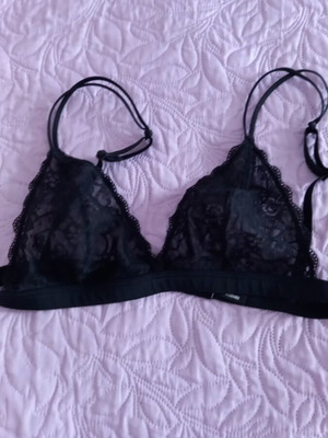 Tezenis bra size 65 Cup A like new, black