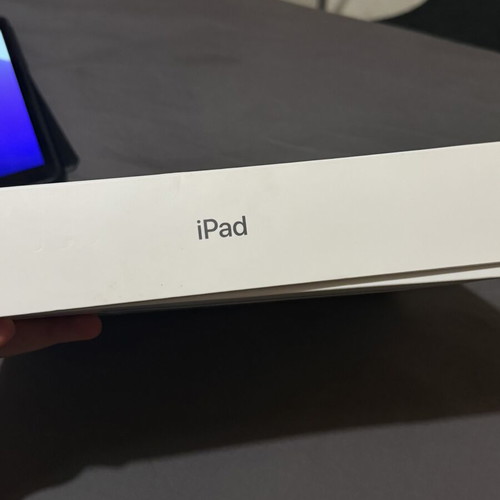 iPad 9th Gen 10.2" 64GB with Apple Earbuds and Case