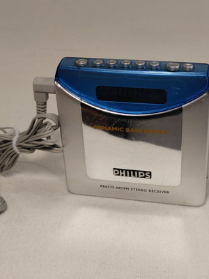 Philips AE6775 AM/FM stereo portable radio used