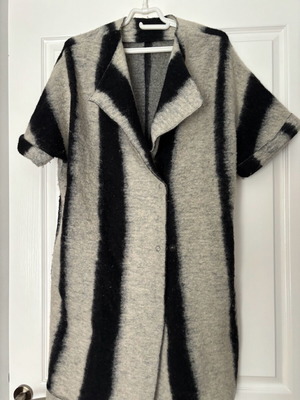 Wool overcoat Sisley like new, grey/black size 42