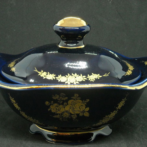 Porcelain fondue dish used, cobalt blue with 24k gold by KE.TE.