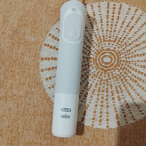 Oral-B Prota Timer toothbrush used without charger