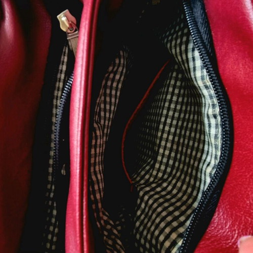 Red shoulder bag like new with silk scarf