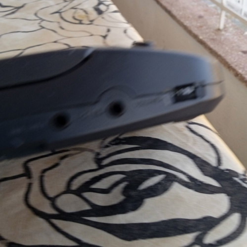 Sanyo disk player used, missing battery cover