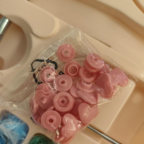 Press for attaching buttons and studs like new