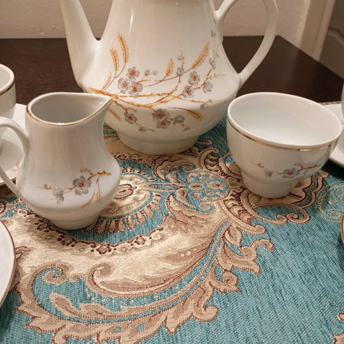 Vintage retro porcelain tea set like new, made in Bulgaria