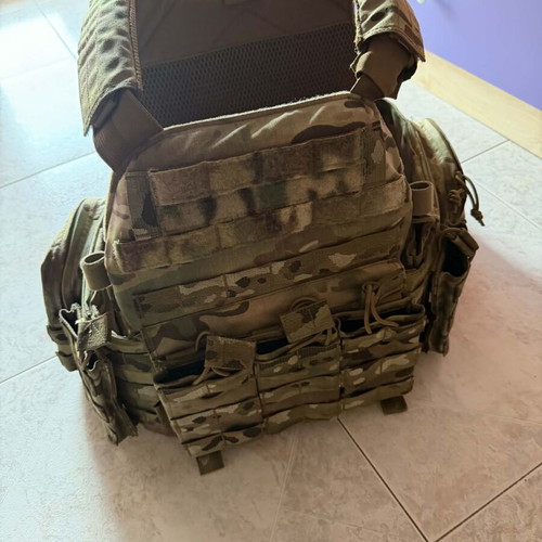 DCS battle vest in excellent condition