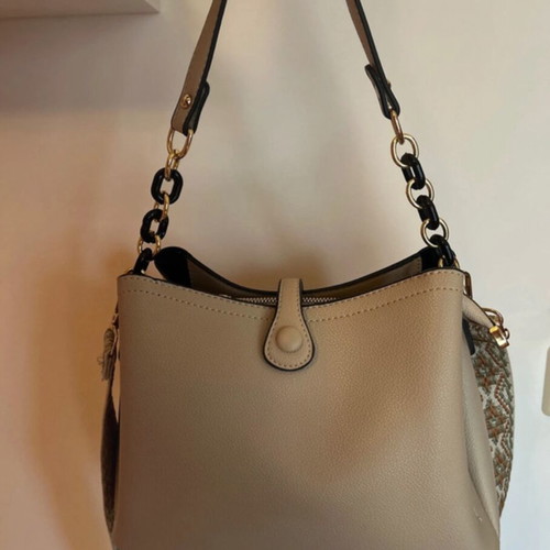 Handbag beige with zipper and detachable strap like new