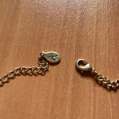 Accessorize necklace like new, gold and silver colors