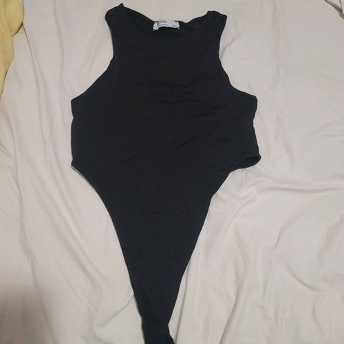 Bershka black bodysuit like new with snap closure size M