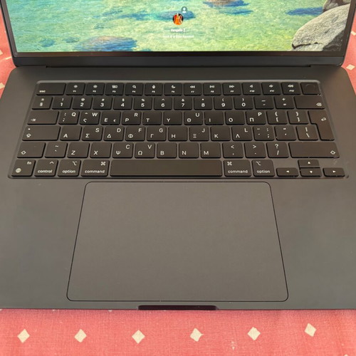 Apple MacBook Air 15" M2 laptop, 8GB RAM, 256GB SSD