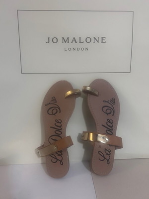 Voi & Noi leather brown and gold women's sandals size 36 used