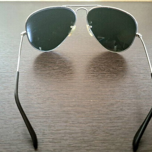 Ray-Ban Aviator RB 3025 5814 sunglasses used silver frame with green G15 lenses