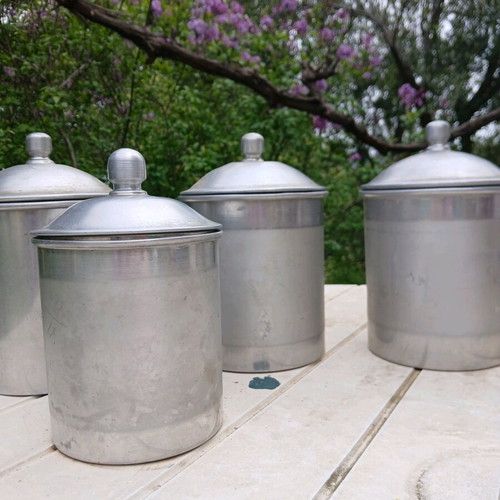 Aluminum storage containers like new, set of 5 pieces