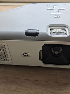 HP vp6321 projector used, needs lamp replacement