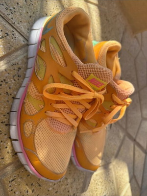 Nike women's running shoes, pink, size 39