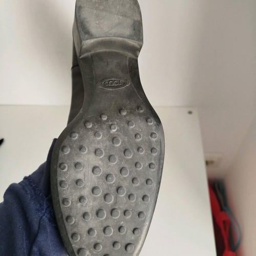 Tod's leather boots like new, black